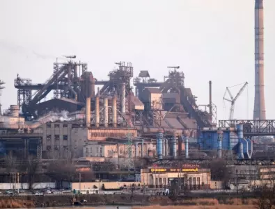 Украйна: Мариупол все още не е паднал, силите ни контролират части от него