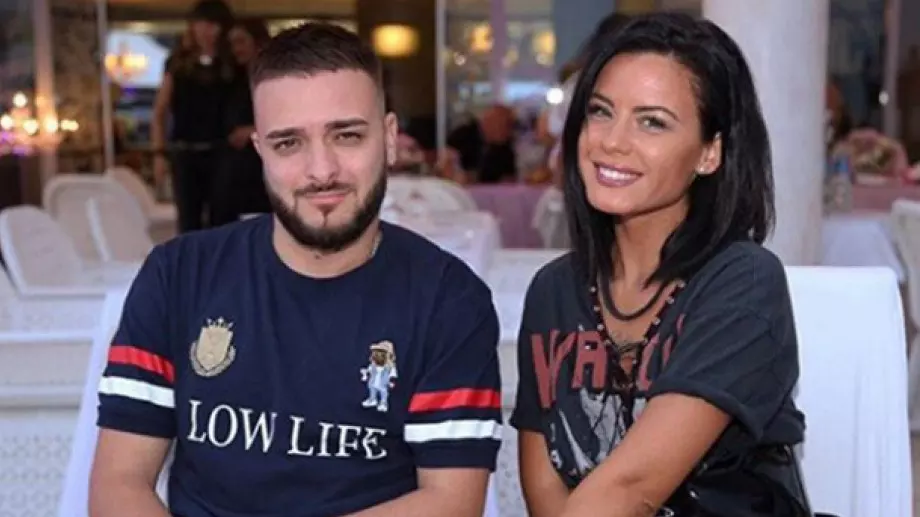 Разделени? Цвети изтри Криско от социалните мрежи