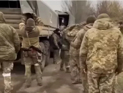Кадиров обяви, че са пленени 1000 украински военни. Три видеа показват не повече от 100