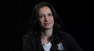 Яна Маринова: Чудовище ли си, ако продаваш любовта си? (ВИДЕО)