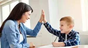 Как да отгледате успяващо дете, а не отличник