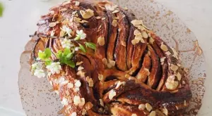 Не сте опитвали толкова вкусно козуначено руло с шоколад