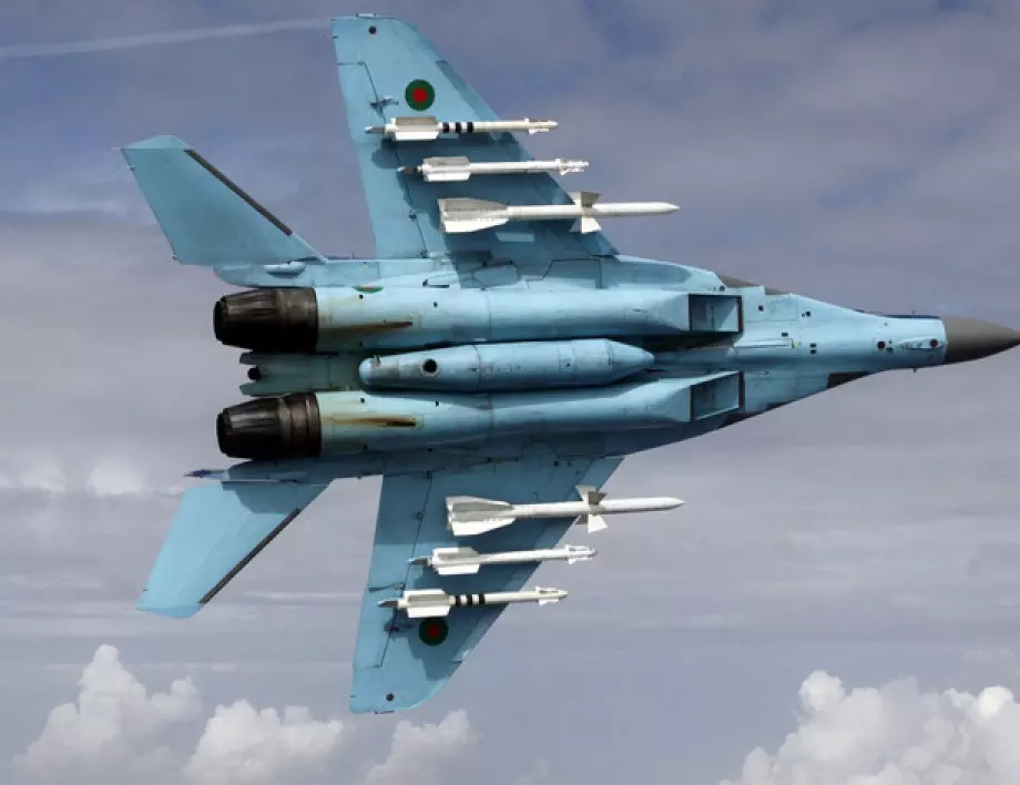 Китай спрял полските изтребители МиГ-29 за Украйна през март?