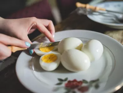 Всички допускаме ТАЗИ грешка с яйцата, а тя ги прави опасни за консумиране
