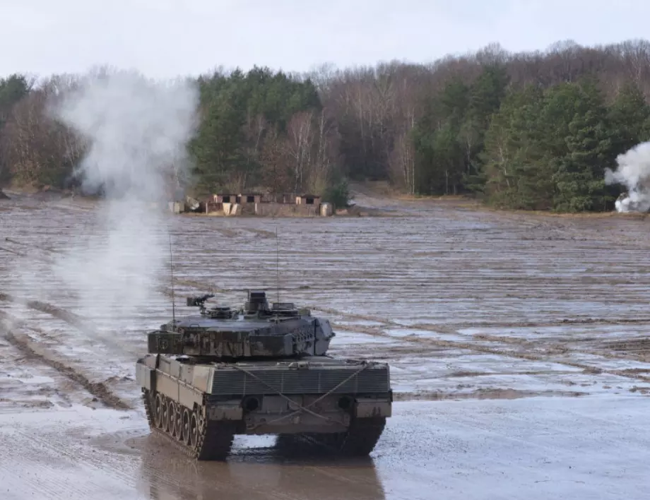 Масово очакване: САЩ ще накарат Шолц да даде най-добрите германски танкове на Украйна