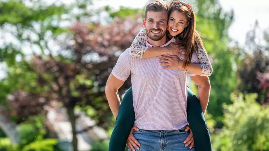 Тези зодии ще се влюбят през юли: Виж дали ще ти излезе късметът