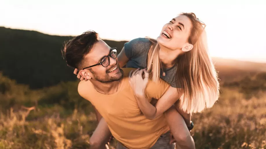 Зодиите, които ще се влюбят лудо през август