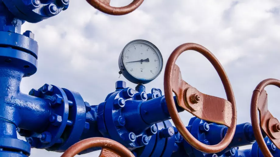Природният газ в Европа с нов рекорд по поевтиняване, в България е по-скъпо