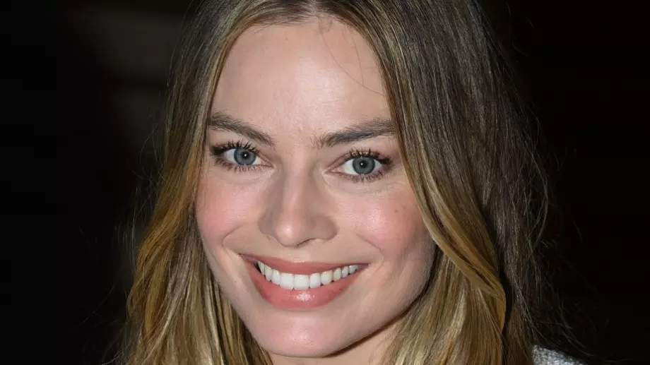 Първа снимка на Марго Роби като Барби