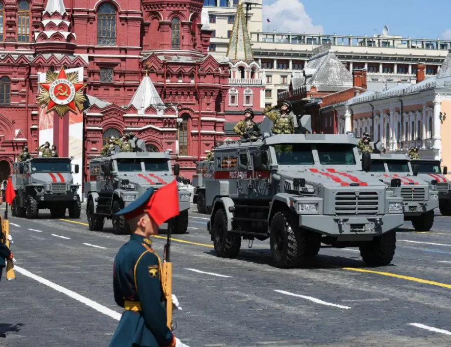 Новите руски оръжия изглеждат добре на парад, но не и на бойното поле