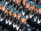 В Русия поставят паметна плоча в чест на руски войник, загинал в пиянска престрелка в Херсон (СНИМКА)