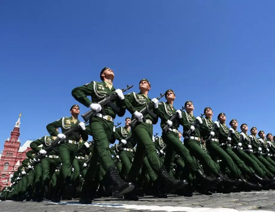 Спешна нужда за Москва: Русия планира да включи в армията и мъже над 40 г.