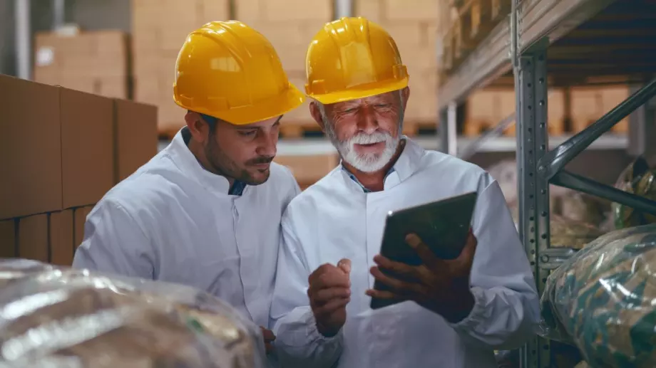 Германия ограничава ранното пенсиониране, търси работници от чужбина