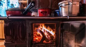 Кои са основните ползи от инсталиране на готварска печка на дърва