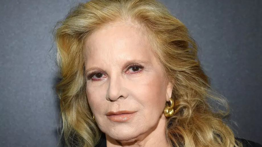 Силви Вартан пусна специален албум в помощ на Украйна 