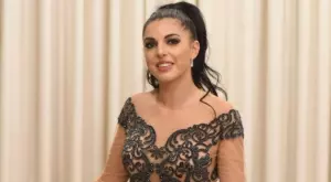 Елвира от "Ергенът" е на романтична почивка с гаджето (СНИМКИ)