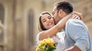 Заслужаваш любов, която остава   