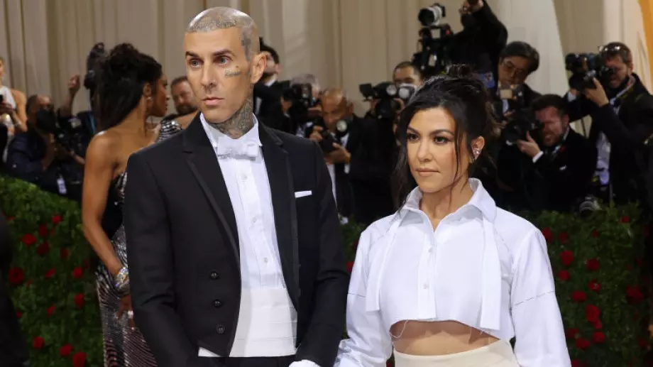 Кортни Кардашиян и Травис Баркър се ожениха за трети път (СНИМКИ)