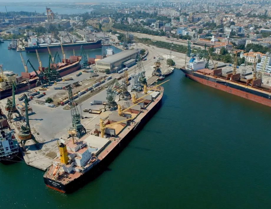 Пристанище Варна призна, че няма капацитет, за да е хъб за украинско зърно