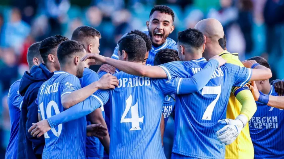 "Синята" еуфория няма спирка: Сектор "А" за Левски - Лудогорец е изкупен, стадионът започна да се пълни и за 24 май