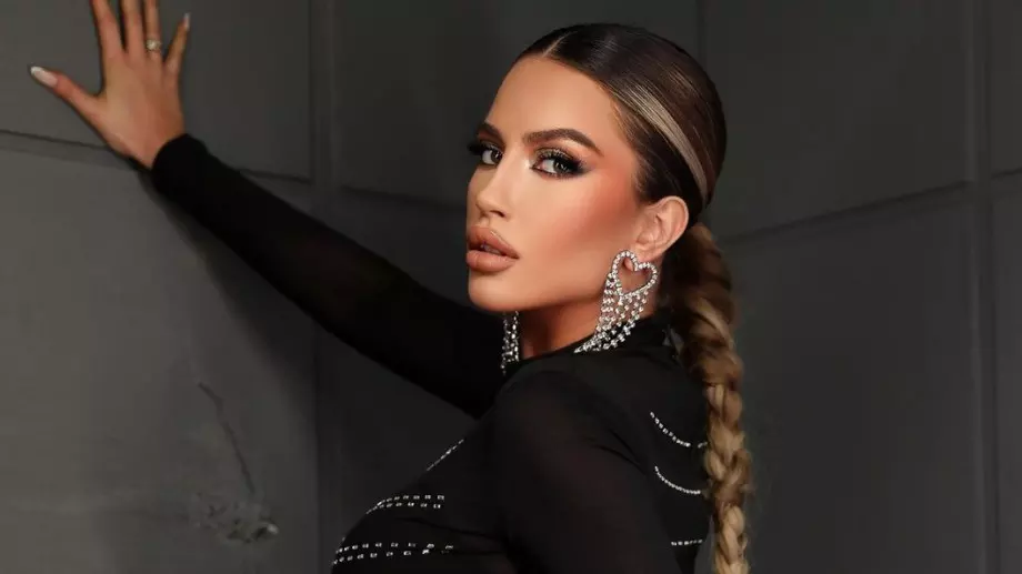 Тита: В момента съм влюбена и не помня останалите преди това