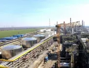 "Лукойл Нефтохим" предупреди, че трябват 3-4 години за отказ от руския петрол - зависи с какво ще бъде сменен