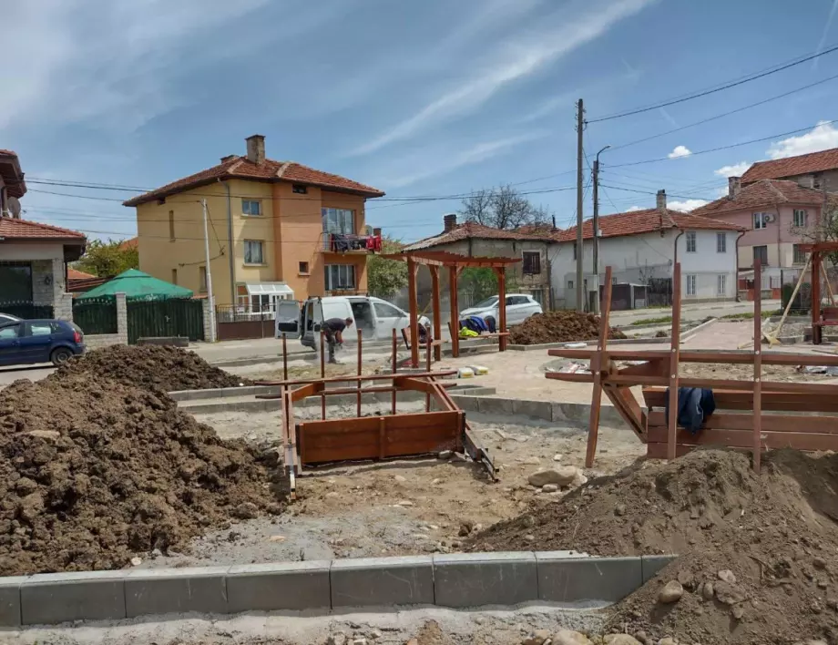 Община Самоков започна строежа на новия кът за отдих