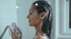 7 причудливи употреби на шампоана, които ще ви изненадат