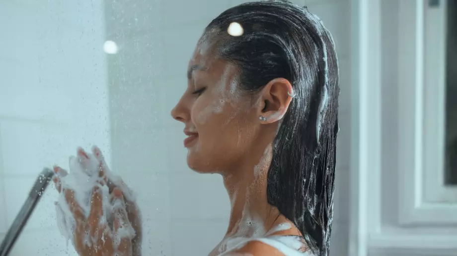 7 причудливи употреби на шампоана, които ще ви изненадат