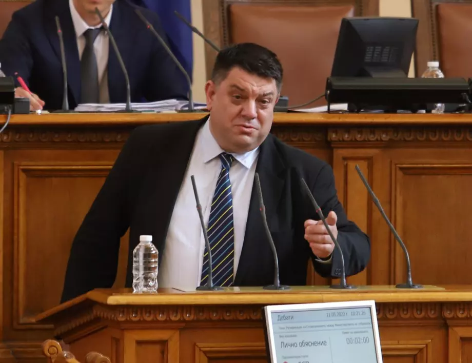Атанас Зафиров, БСП: Смяната на лидера ни изобщо не стои на дневен ред