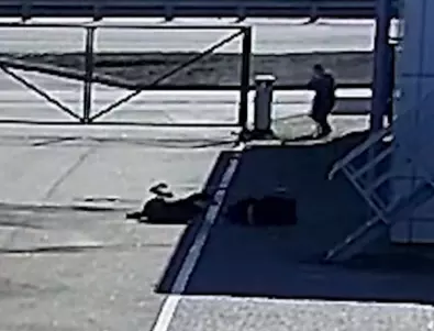 CNN публикува видео, в което руски войници хладнокръвно разстрелват двама цивилни украинци