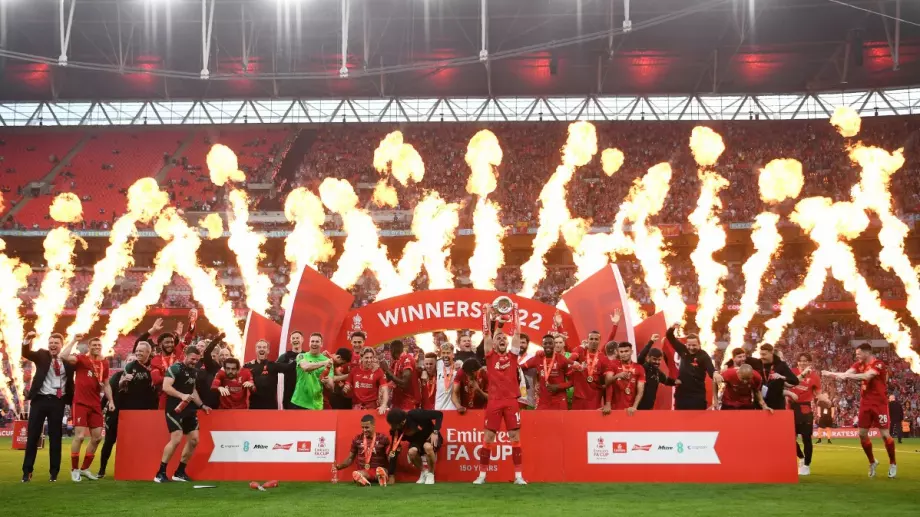 Собствениците на "Ливърпул" обмислят продажба на английския клуб