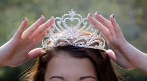 За първи път транссексуална жена спечели "Мис Нидерландия" (СНИМКИ)