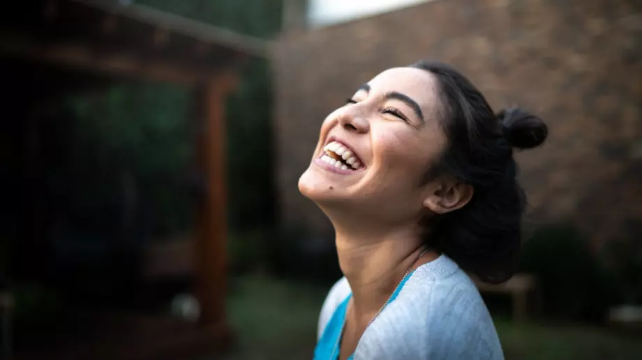 Виц на деня: Пенсионер отива до пощата за пенсията