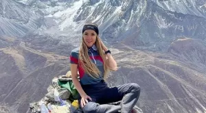 Българка покори Еверест и Лхотце за рекордно време