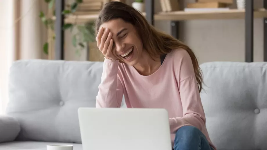 Виц за добро утро: Майка към дъщеря си