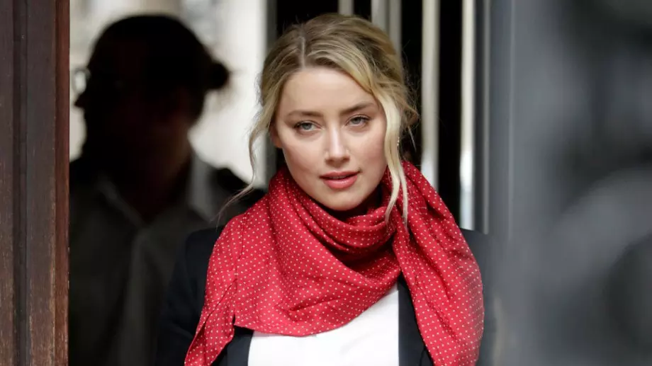  Амбър Хърд призна, че е лъгала под клетва 