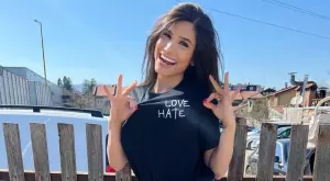 Александра от "Ергенът" показа любимия си мъж (СНИМКИ)