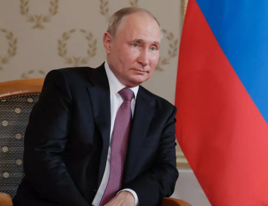 FT: Макрон поде много рискована игра, призовавайки „да не се унижава“ Путин в Украйна