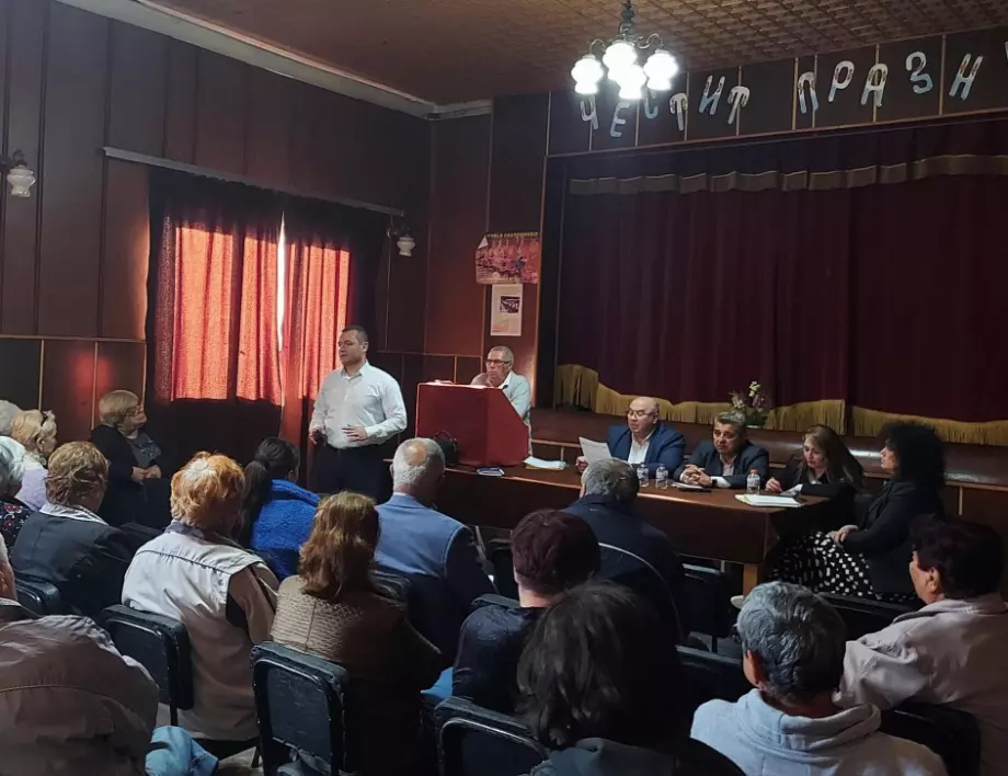 Кметът на Русе проведе изнесена приемна в с. Долно Абланово