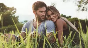 Ако вашето момиче е тъжно, вие сте този, който трябва да върне усмивката ѝ!  