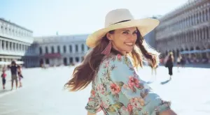 Имате ли представа за какво изобщо служи този живот? Само за две неща- любов и свобода!   