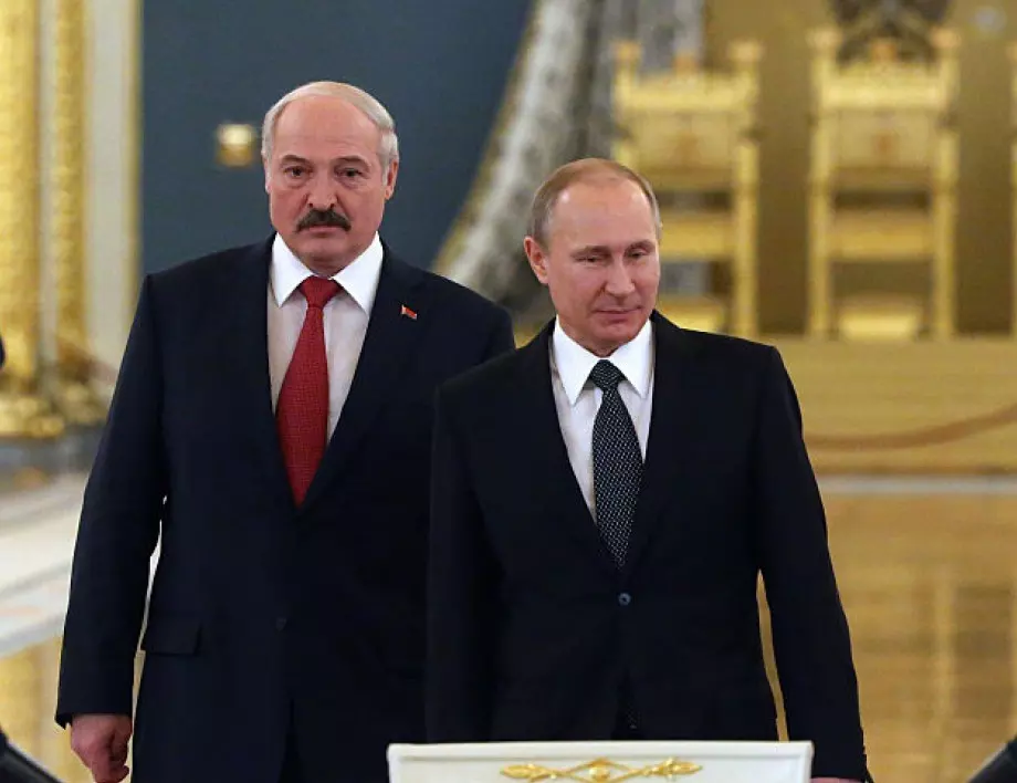Лукашенко и Путин с работна среща: Европа се е побъркала, но ние не се страхуваме (СНИМКИ)