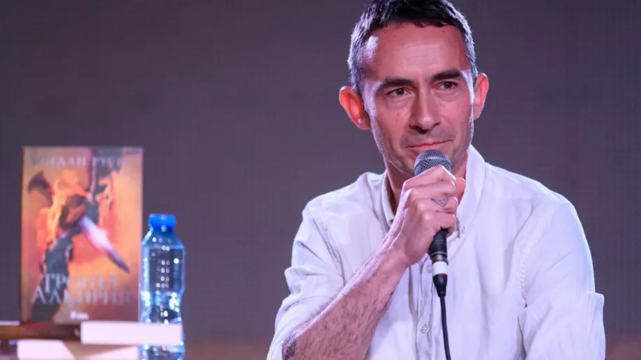 Богдан Русев: Нямам друг план за живота си, освен да стана световноизвестен писател