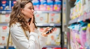 10 основни критерии при избора на бебешки пелени: Кратко ръководство за родители