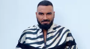 Азис се похвали с новородена дъщеря (СНИМКА)