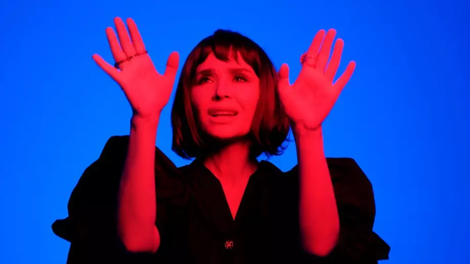 Ирина Флорин се завърна с първи солов клип от 3 години 