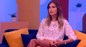 Алекс Богданска отпразнува своя рожден ден в компанията на истински слонове (СНИМКИ)