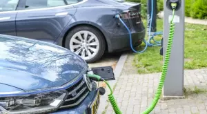 Крачка назад: Швейцария забранява електромобилите заради недостига на електроенергия