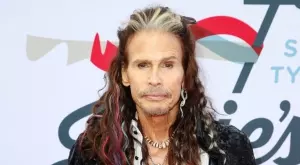 Стивън Тайлър от Aerosmith  влезе в клиника